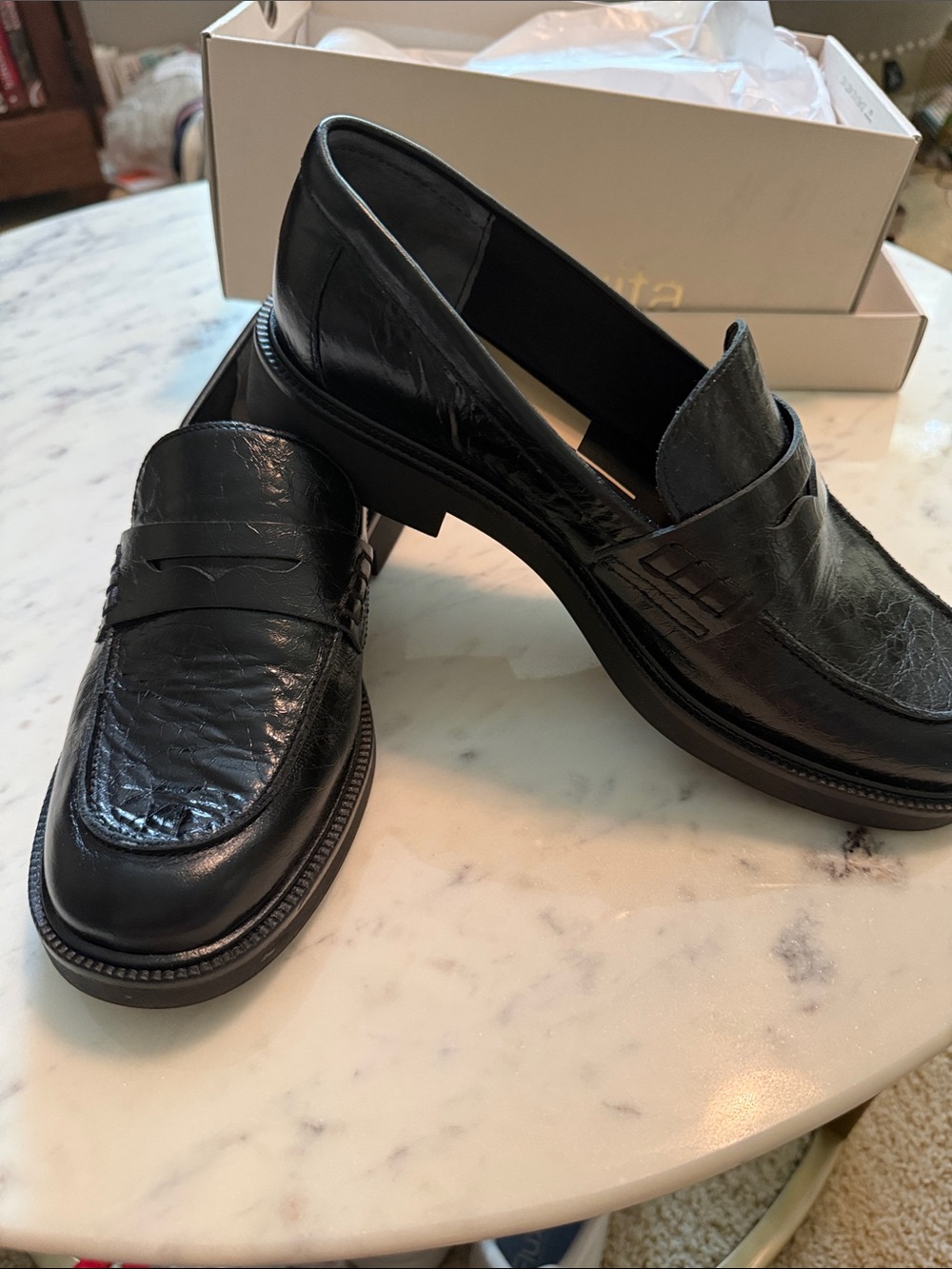 Dolce Vita Black Leather Penny Loafers, Size 9, excellent condition - Picture 3 of 5